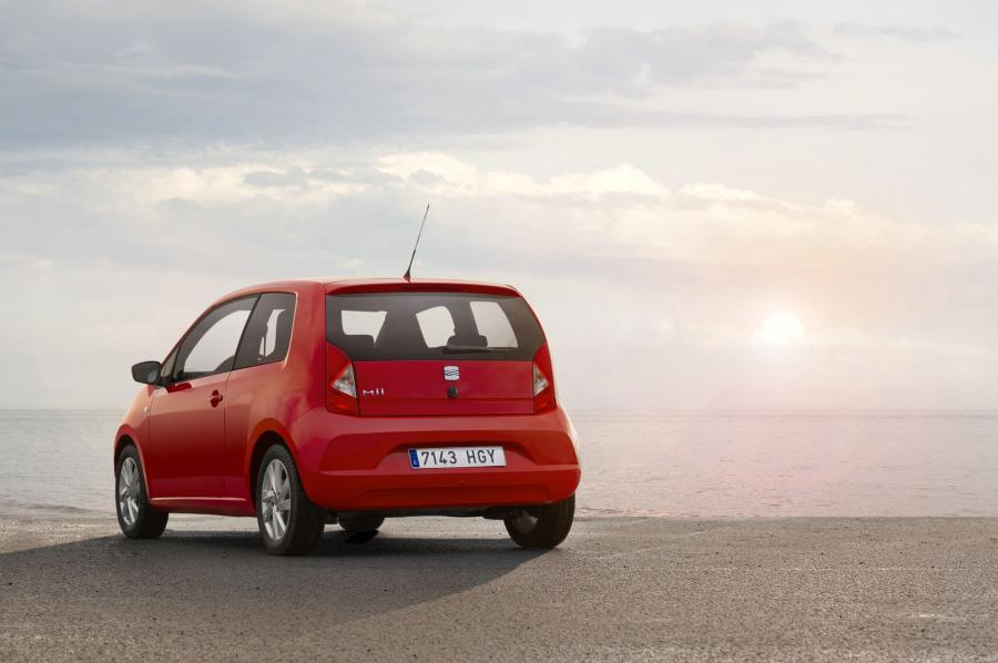  Seat Mii 2011 года  (фото 35 из 120)